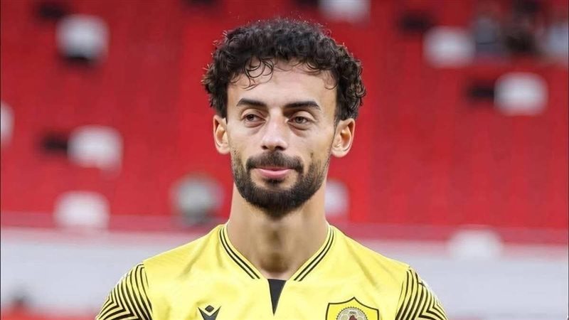 بـ 200 ألف دولار.. أحمد عبدالقادر لاعب الأهلي يوقع للكرمة العراقي رسميًا